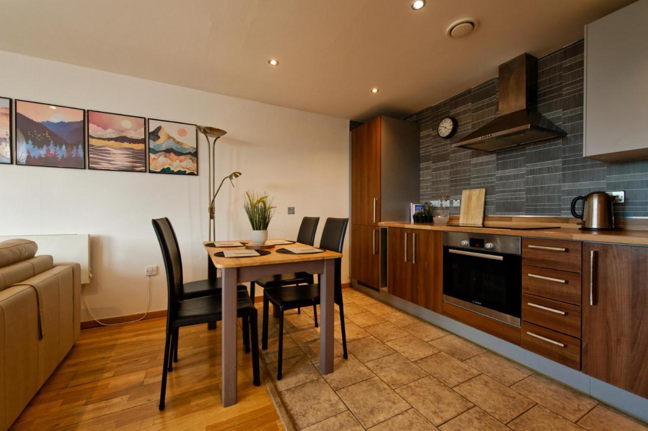 Sidemersey Livings- Convenient 1-Bedroom Flat With A View, Central リヴァプール エクステリア 写真