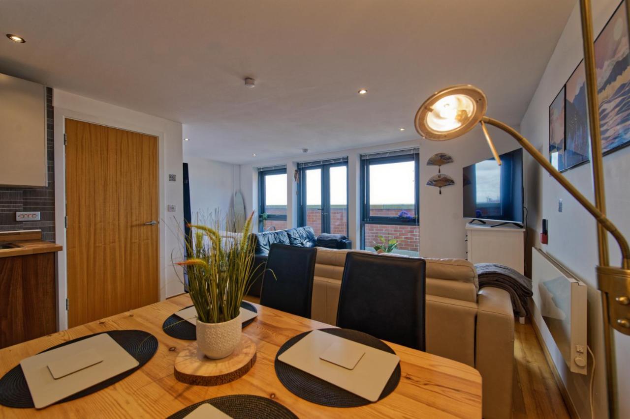 Sidemersey Livings- Convenient 1-Bedroom Flat With A View, Central リヴァプール エクステリア 写真