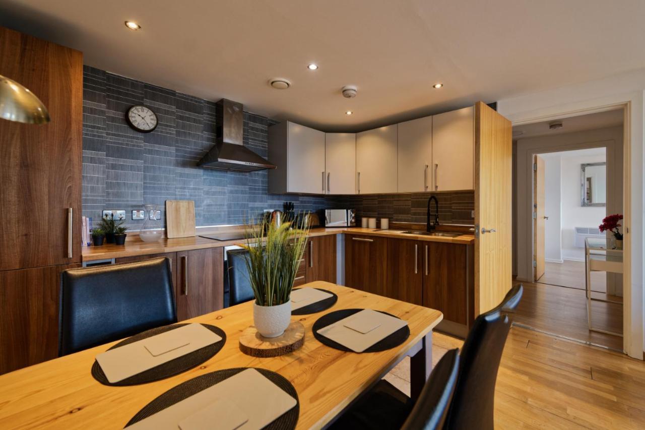 Sidemersey Livings- Convenient 1-Bedroom Flat With A View, Central リヴァプール エクステリア 写真